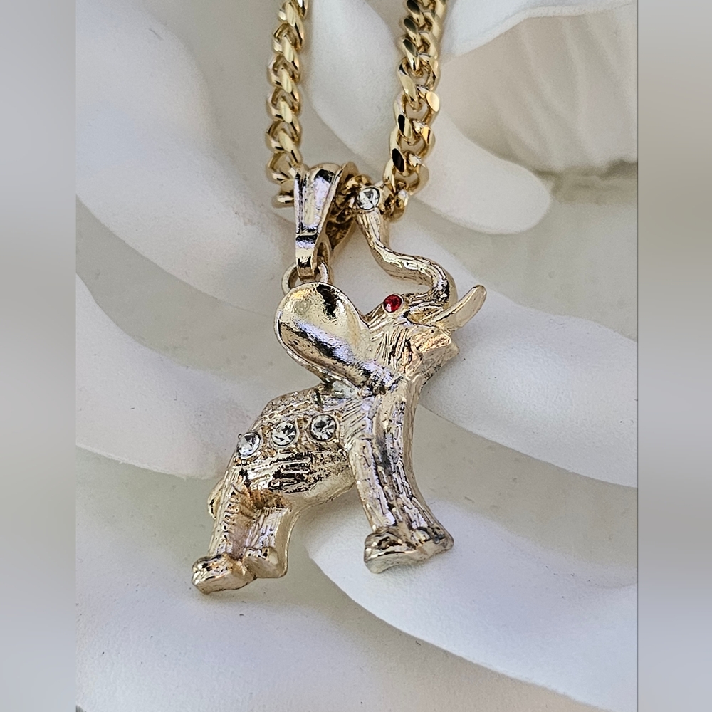 Chain and charm